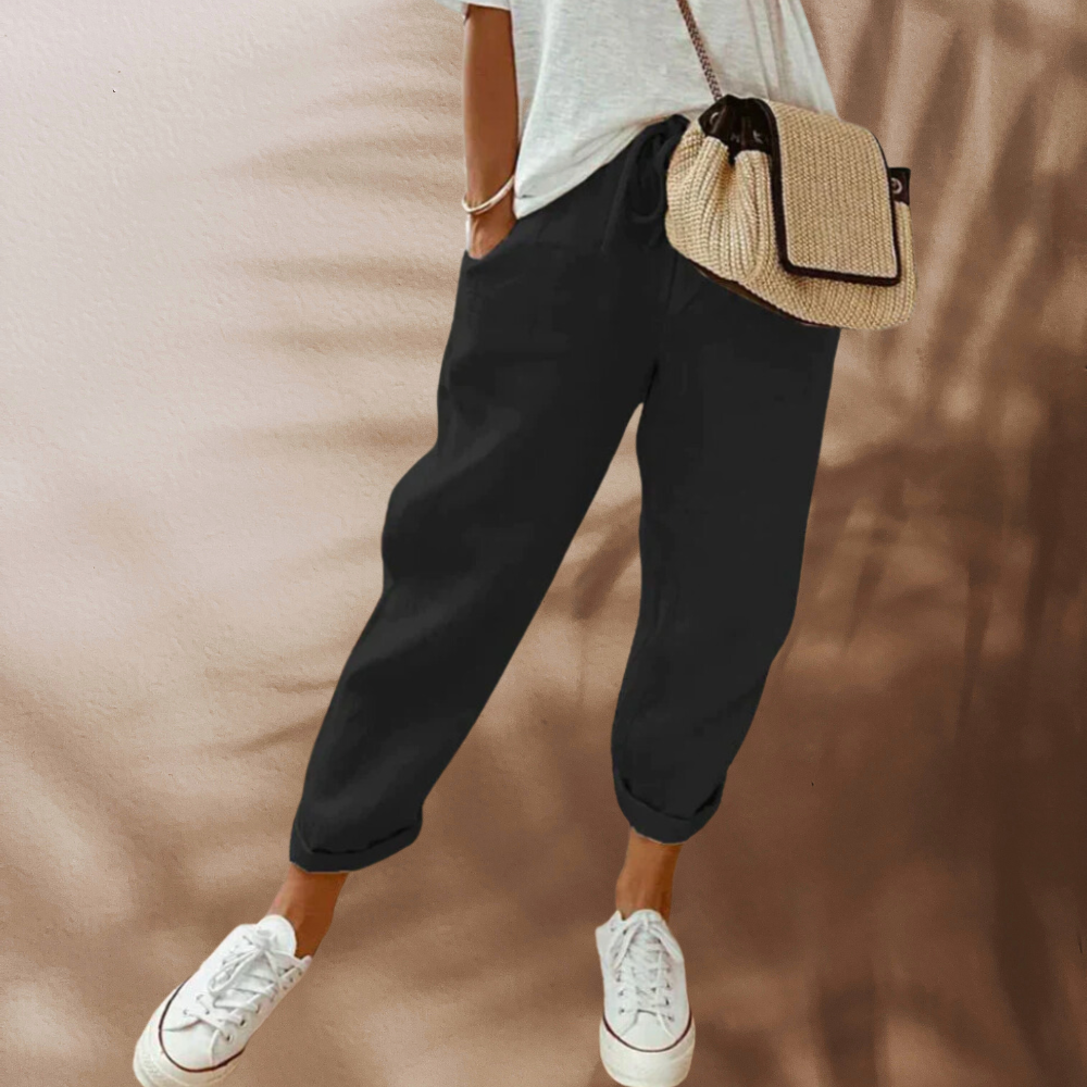 Elegante kurze Damen Sommerhose im Culotte-Stil für Urlaub & Strand. Modische weite Freizeithose, sehr luftig.