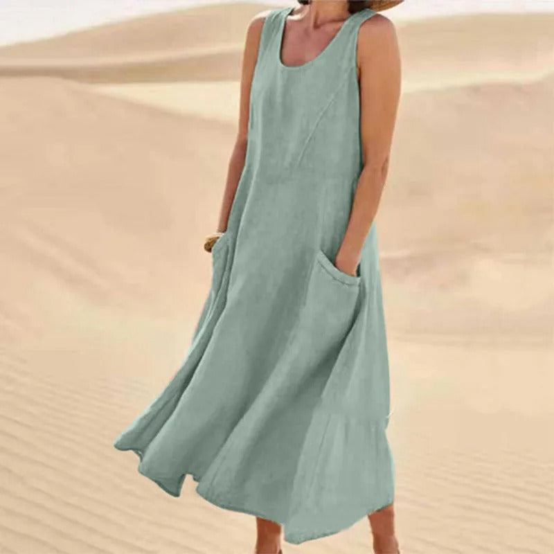 Luftiges Damen Sommerkleid, ärmellos & leicht. Perfekt als Strandkleid oder bequemes Freizeitkleid im Sommer.