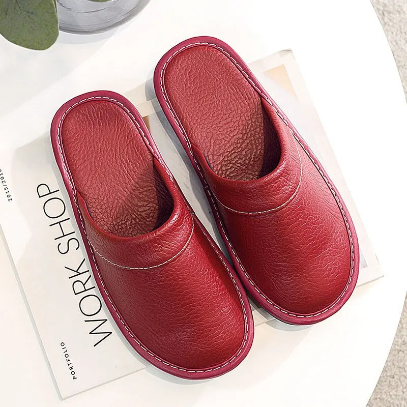 Bequeme & rutschfeste klassische Unisex Pantoffeln, perfekt für ganzjährigen Komfort zuhause.