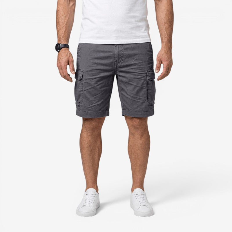 Stilvolle Herren Casual Shorts mit Gürtelschlaufen und Taschen, perfekt für Freizeit und Komfort.