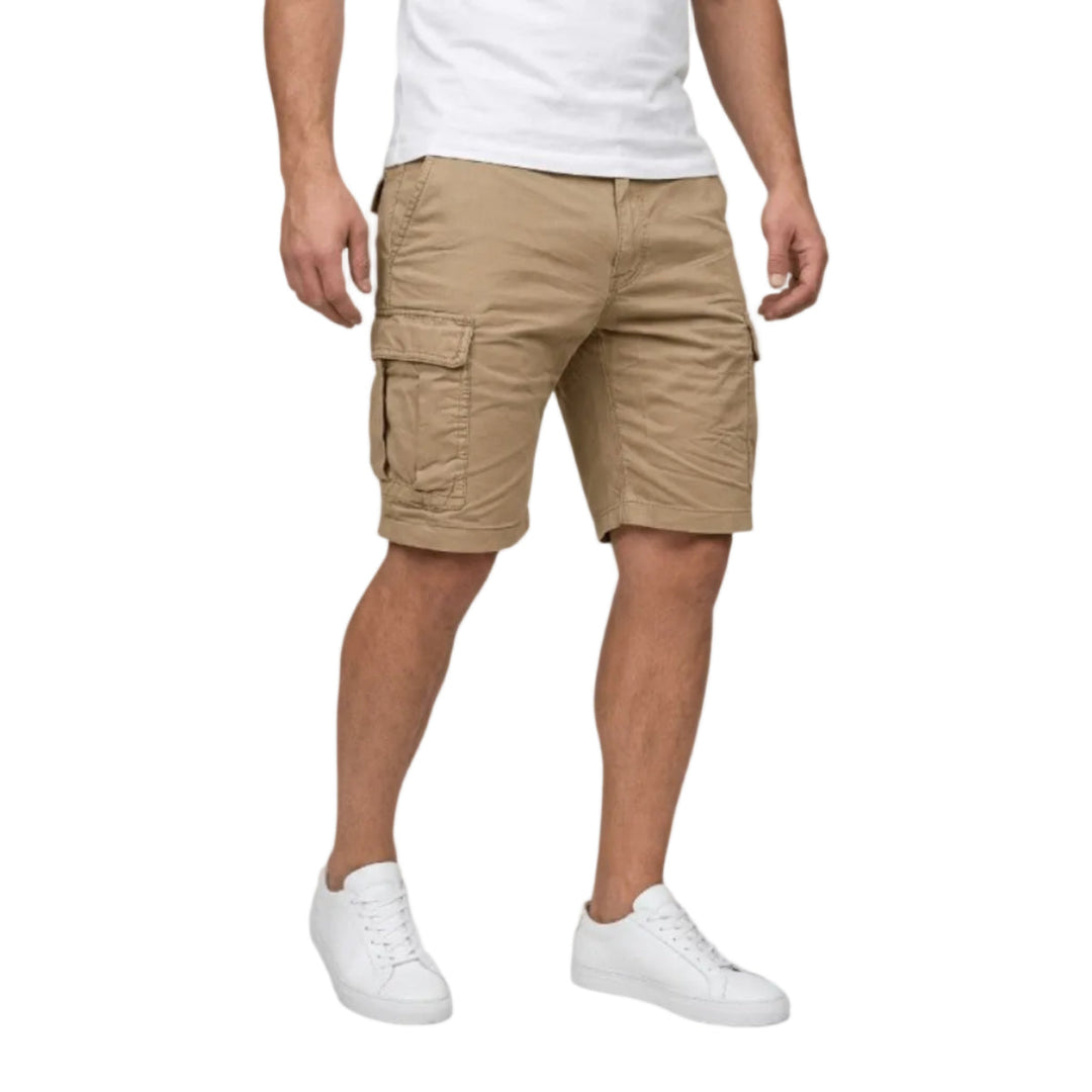 Bequeme Herren Freizeitshorts mit Gürtelschlaufen für den Alltag, ideal für Sommeraktivitäten.