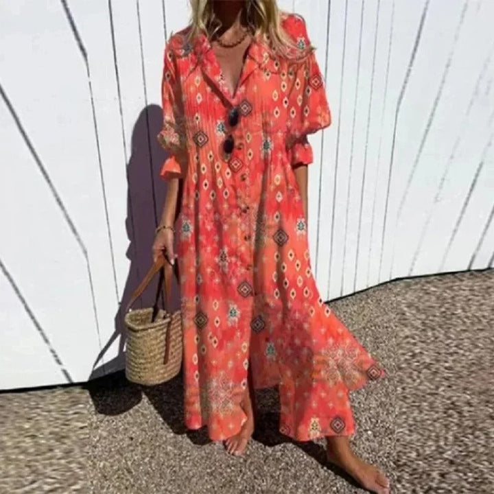 Stylisches geblümtes Boho Maxikleid für Damen, leicht & luftig. Perfekt als Freizeit- oder Strandkleid.
