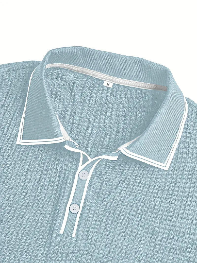 Klassisch Weißes Herren Polohemd, kurzärmlig, ein Basic für jede Herrengarderobe.