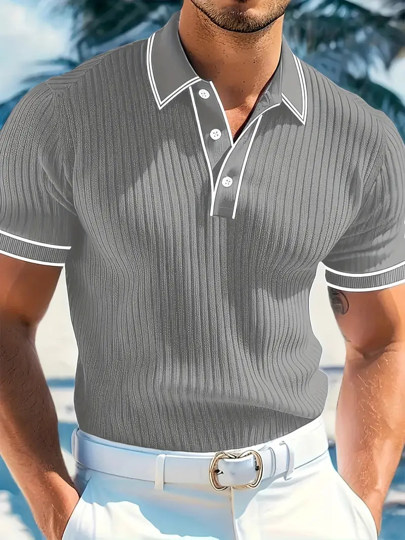 Graues geripptes Herren Kurzarm-Polohemd, bequem und vielseitig für Freizeitmode.