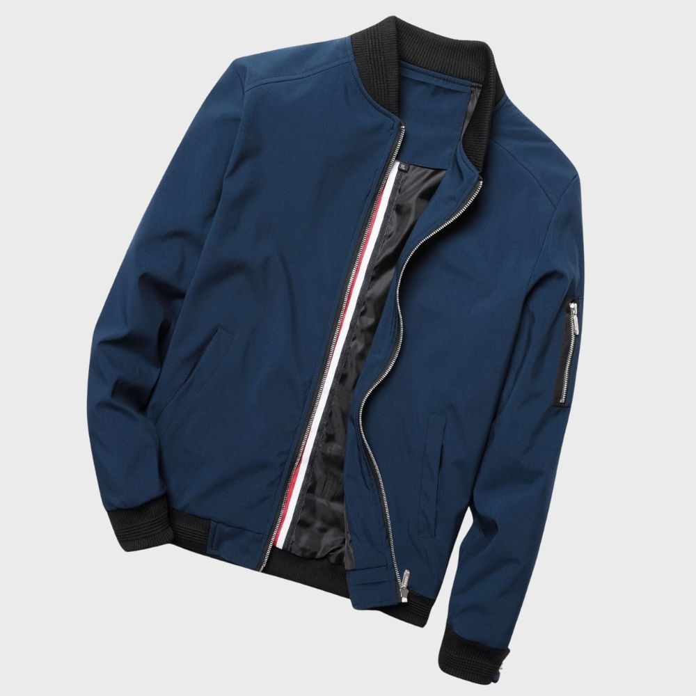 Leichte, vielseitige Herren Bomberjacke für Übergangswetter. Stylisch & bequem als Ganzjahresjacke.