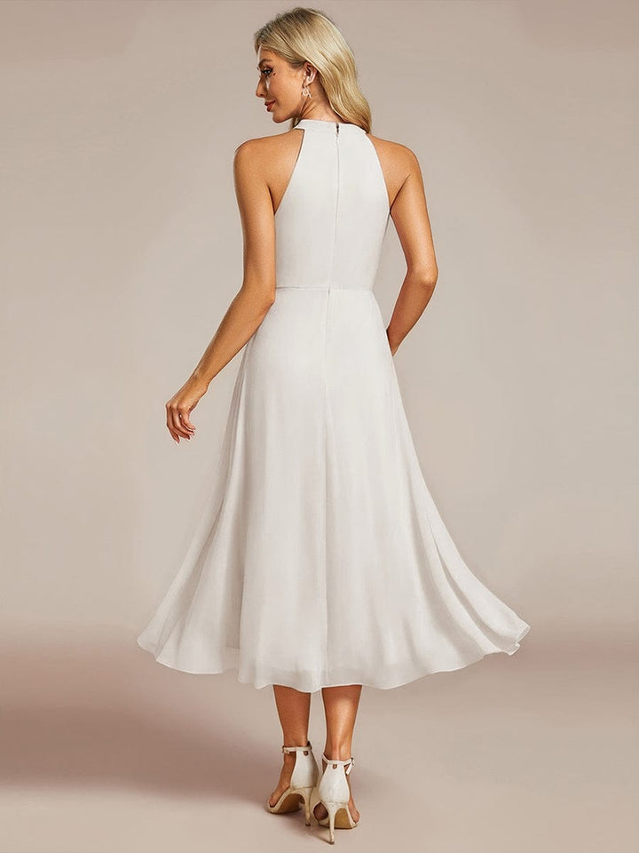 Elegantes Sommerkleid Damen, A-Linie, Halterneck, Midilänge, perfekt für draußen.