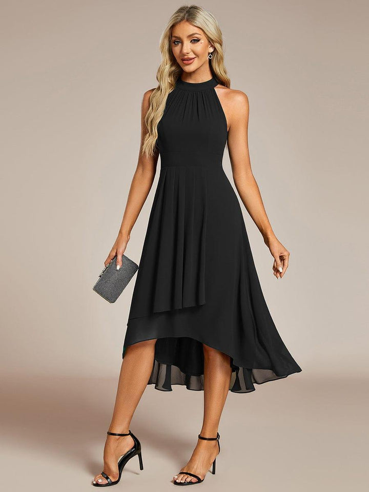 Stilvolles Halterneck Midikleid mit fließendem A-Linien-Schnitt für Damen, elegant & bequem.