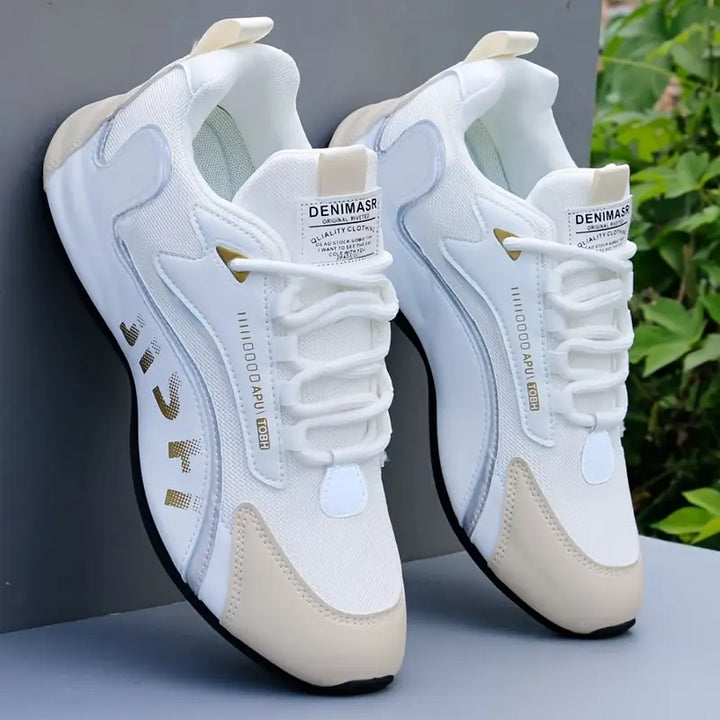 Bequeme Herren Schnür-Sneakers, atmungsaktiv und ideal für maximalen Komfort im Alltag.