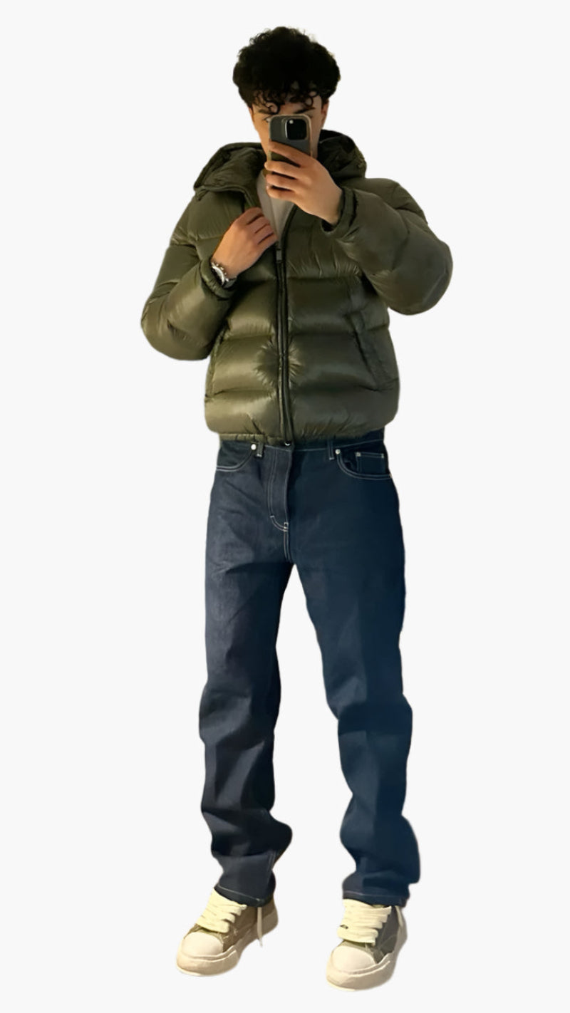 Stylische Herren Freizeitjacke mit Steppung für urbanen Streetwear-Look. Ideale Übergangsjacke für den Alltag.