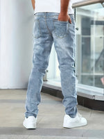 Hellblau