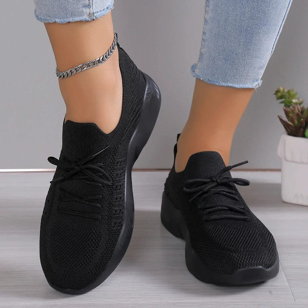 Weiche, bequeme orthopädische Damenschuhe mit Dämpfung, fördern die Fußgesundheit.