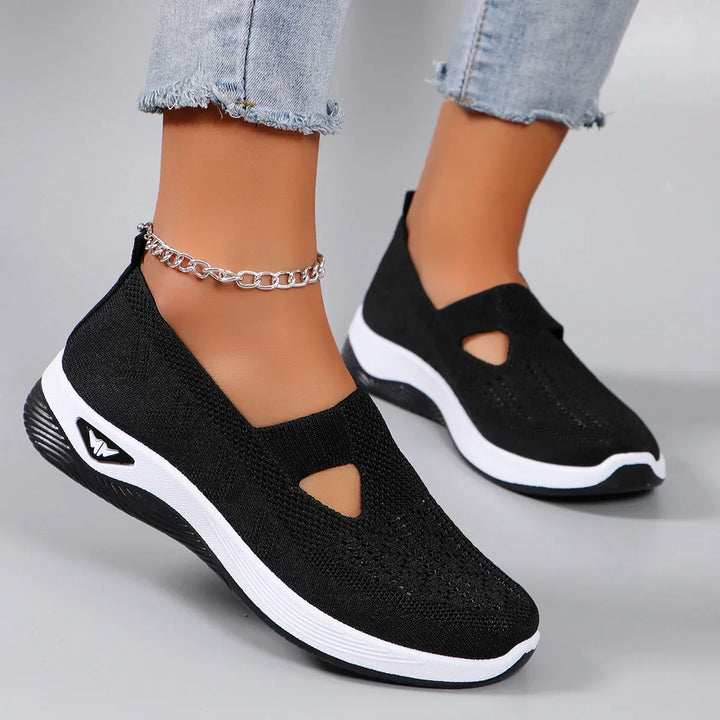 Flexible orthopädische Damenschuhe, anpassbar für individuellen Komfort und optimale Fußgesundheit.