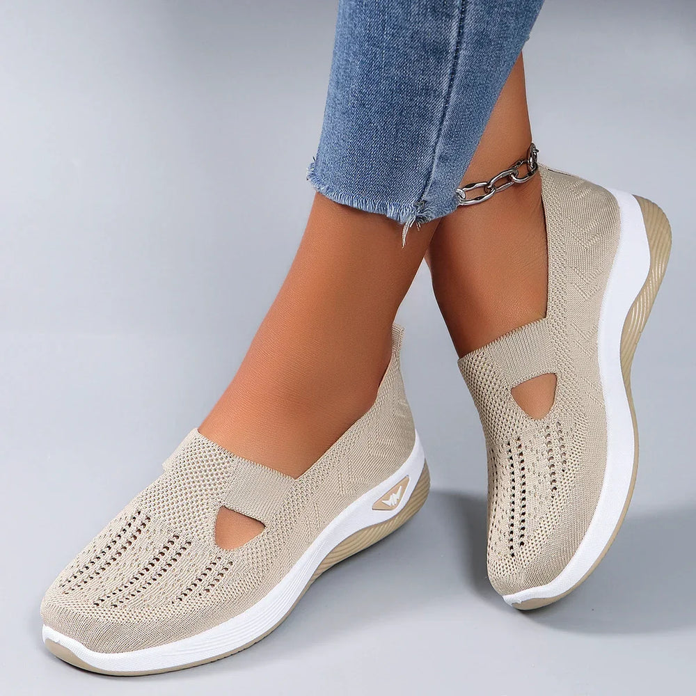 Bequeme orthopädische Damenschuhe mit optimaler Dämpfung und Unterstützung für gesunde Füße.