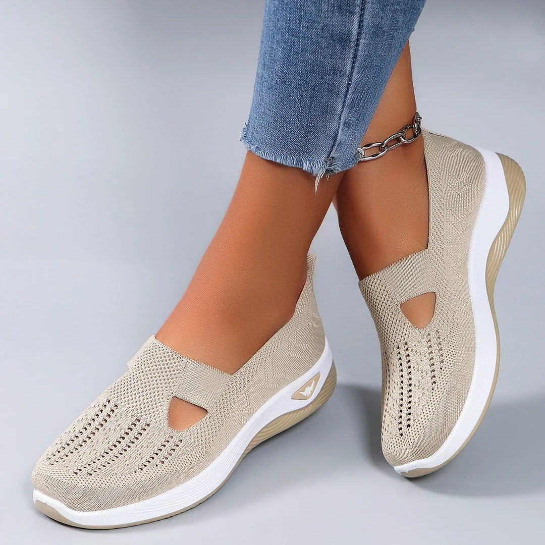 Bequeme orthopädische Damenschuhe mit optimaler Dämpfung und Unterstützung für gesunde Füße.