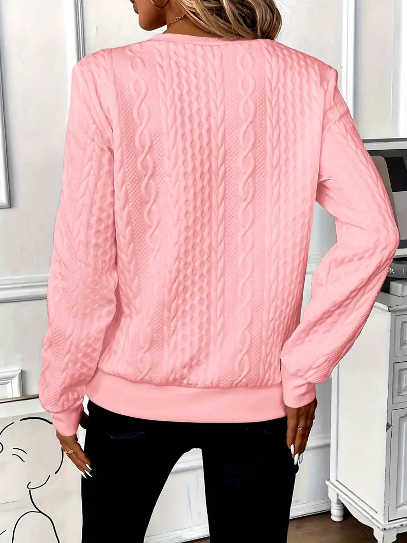Komfortabler Damenpullover, Reißverschluss am Stehkragen, ideal für modebewusste Frauen.