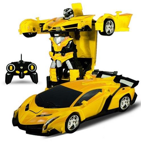 Die intuitive Fernbedienung ermöglicht Kindern die einfache Steuerung und Verwandlung des VoltMorph Roboterautos.