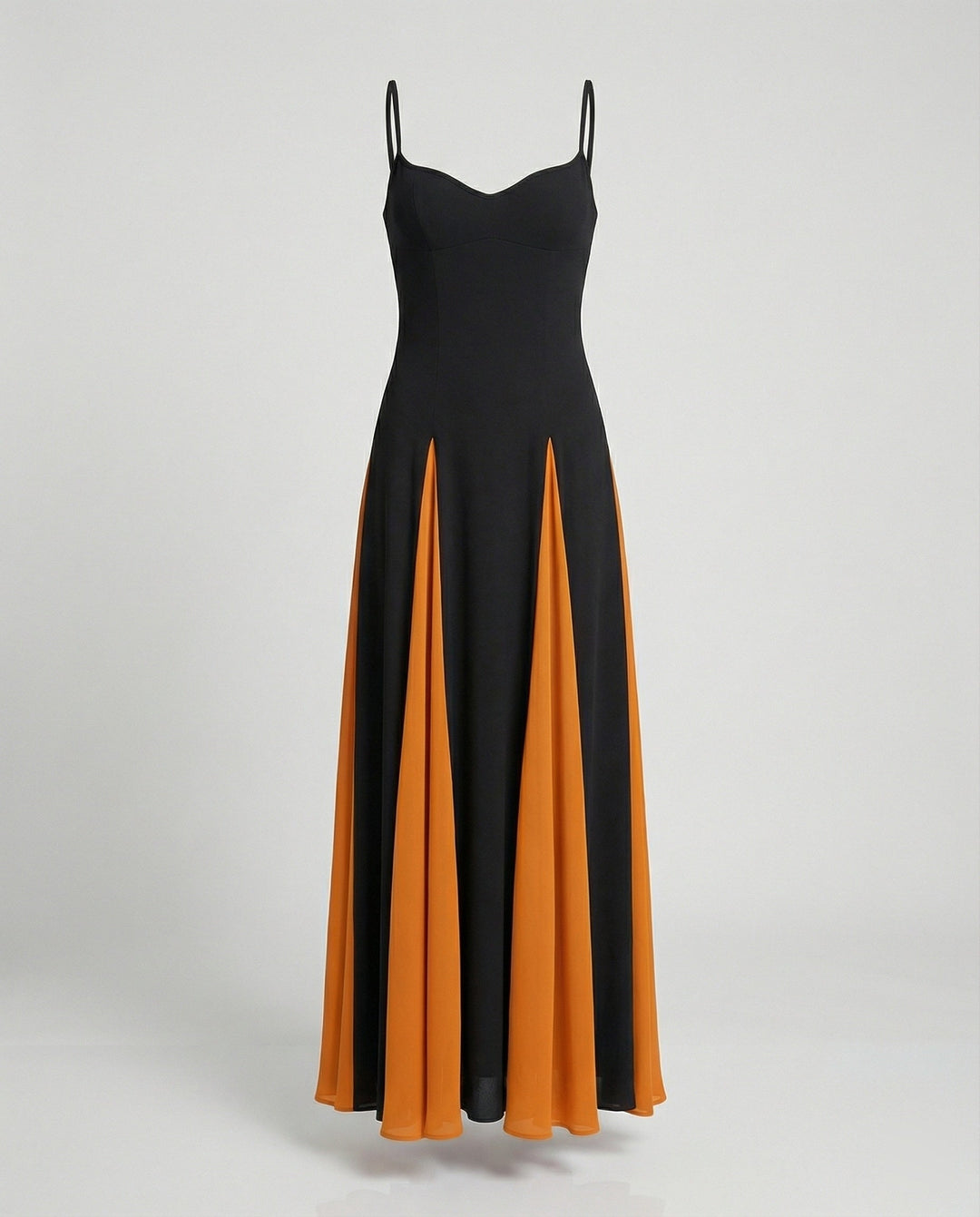 Schickes Damen Cocktailkleid, bodenlang mit verführerischem hohem Beinschlitz für glamouröse Events.