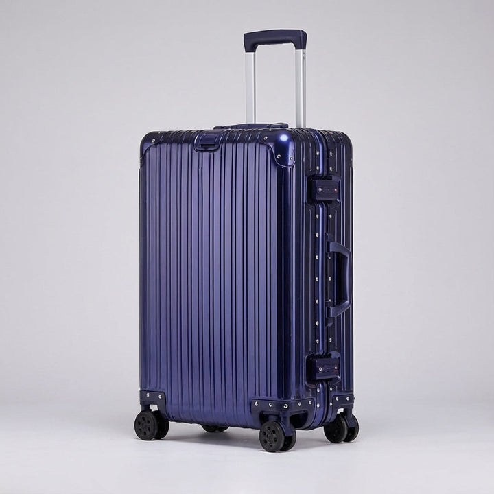 Schützender Hartschalen-Trolley aus Aluminium-Magnesium. Ideales Handgepäck für sicheres Reisen.