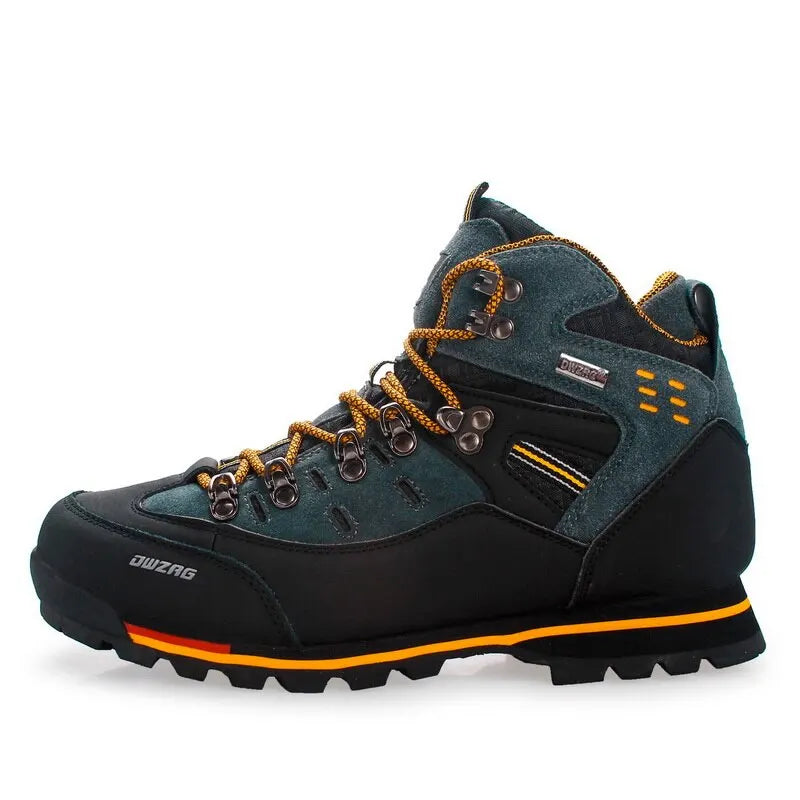 Robuster Herren Wanderschuh orange-schwarz. Komfort & Stil für Trekking & Outdoor-Abenteuer.