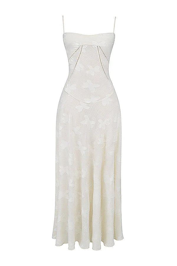 Stilvolles Damen-Maxikleid mit Vintage-Spitze, Blumenmuster; ein festliches Spitzenkleid mit romantischem Charme.