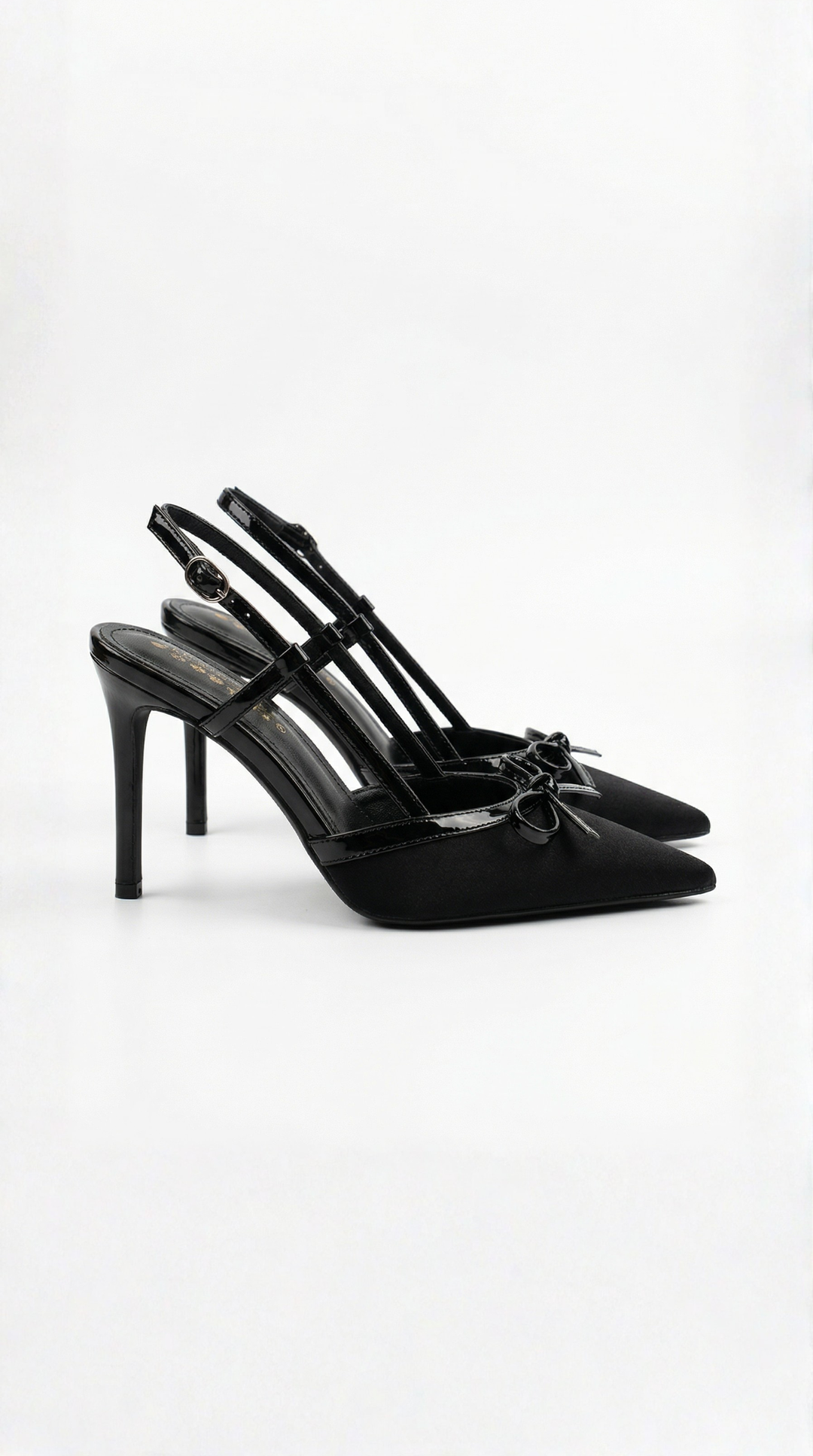 Elegante Damen Pumps, spitz zulaufend, mit zierlicher Schleife. Ideal für festliche Anlässe & Hochzeiten.