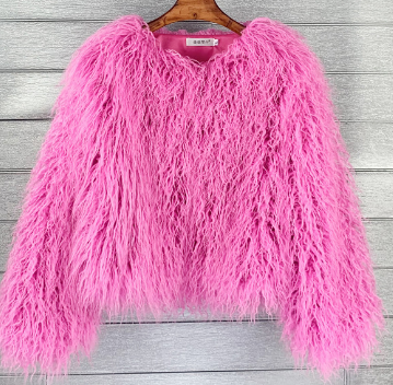 Bequemer & eleganter Damen Kunstpelzmantel Soraya für stilvolle Auftritte im Winter.