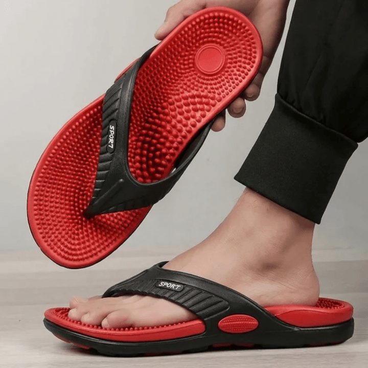 Weiche, leichte Herren Slides mit breitem Riemen für hohen Tragekomfort im Sommer.