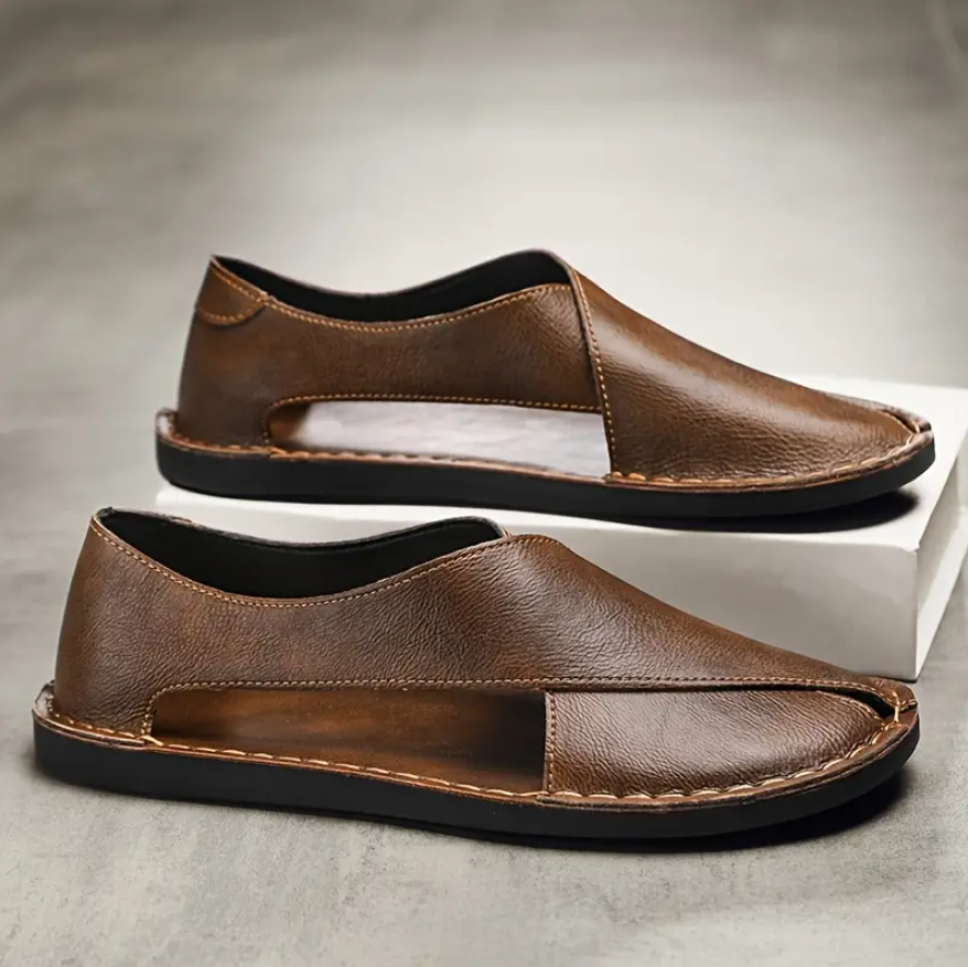 Vielseitige Herren Crossover Sandalen, handgenäht, für maximalen Komfort als bequeme Sommersandalen.