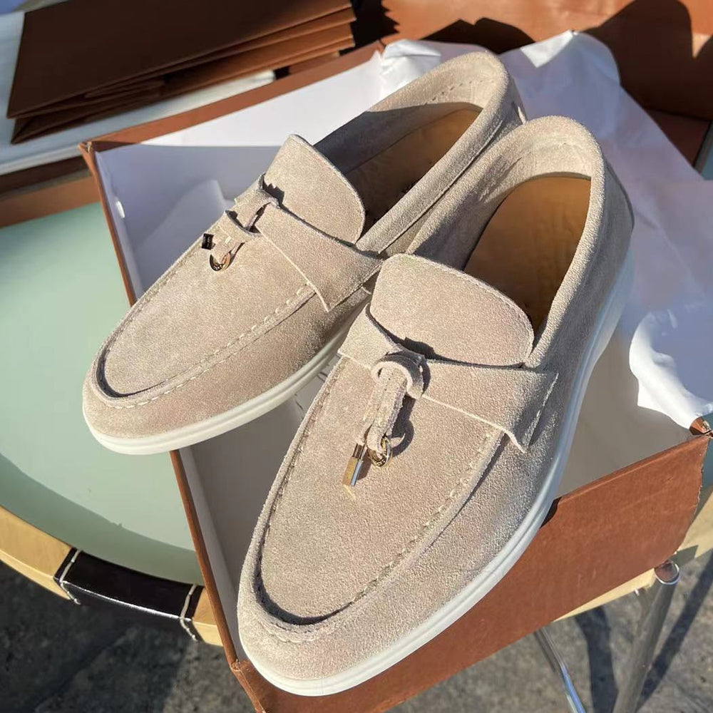 Klassische Damen Loafer Slipper, elegant & bequem. Perfekte Halbschuhe für Büro und Freizeit.
