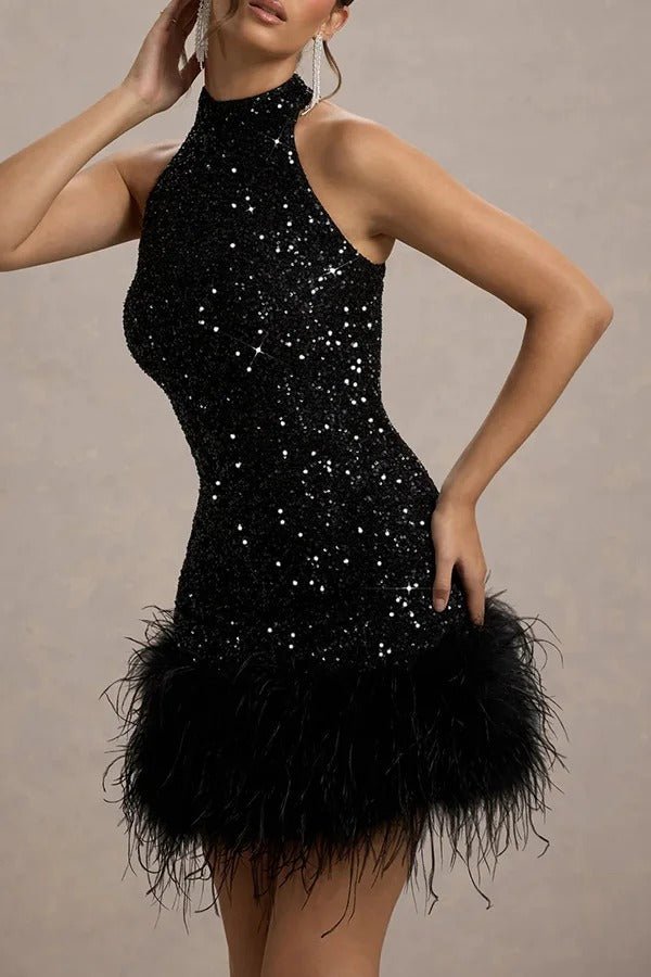 Glamouröses Damen Pailletten Neckholder Partykleid. Elegantes Minikleid für festliche Abende.