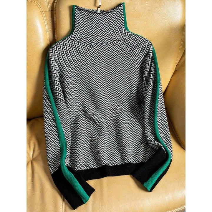Moderner, warmer Damenpullover in Orange. Bequemer Strick-Sweater in Einheitsgröße. Ideal für Herbstmode.
