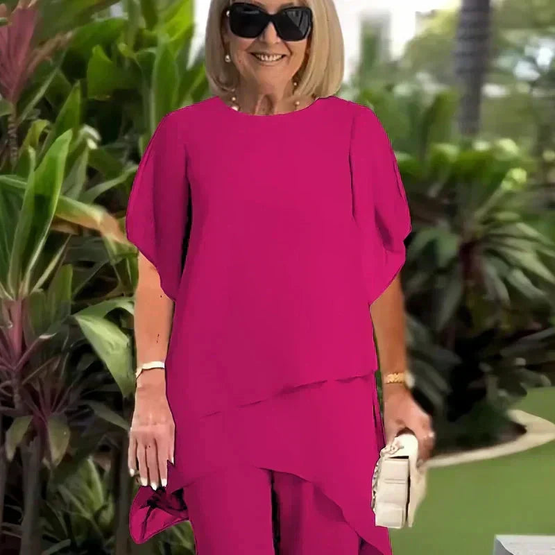 Damen-Set: Marineblaues, schickes Top & dazu passende weite Hose für einen eleganten & komfortablen Look.