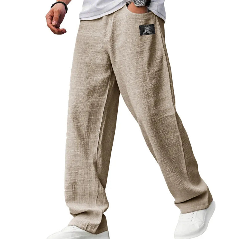 Leichte Herren Sommerhose: Gerades Bein. Bequemer, lockerer Schnitt. Perfekte Freizeithose für Reisen & entspannte Tage.