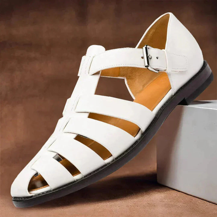 Robuste und bequeme Leder-Herrensandalen Dax. Vielseitige Freizeitschuhe mit gutem Halt für den Sommer.