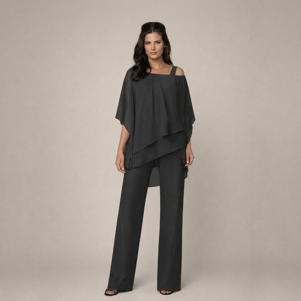 Modische Lagenbluse aus dem zweiteiligen Damen Set. Layer-Look für Komfort & Eleganz, vielseitig kombinierbar.