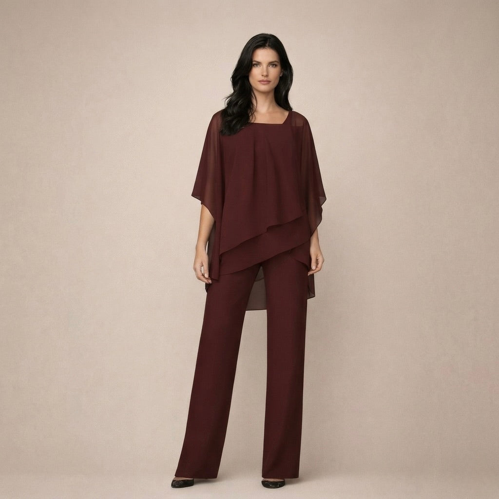 Damen Zweiteiler in modernem Design. Komfortables Outfit-Set mit Lagenbluse & weitem Schnitt für modischen Komfort.