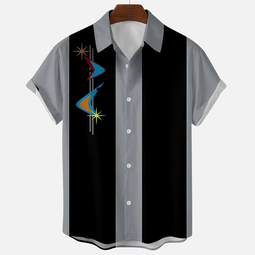 Bequemes, gestreiftes Sommerhemd für Herren, kurzärmlig, im lässigen Retro-Stil.