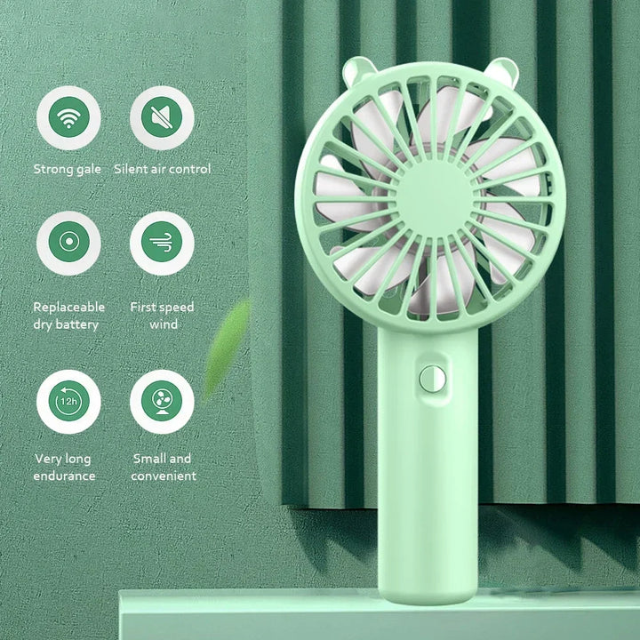 Erfrischender Handventilator, USB aufladbar, für unterwegs. Kühles Zubehör für Büro, Sport & heiße Tage.