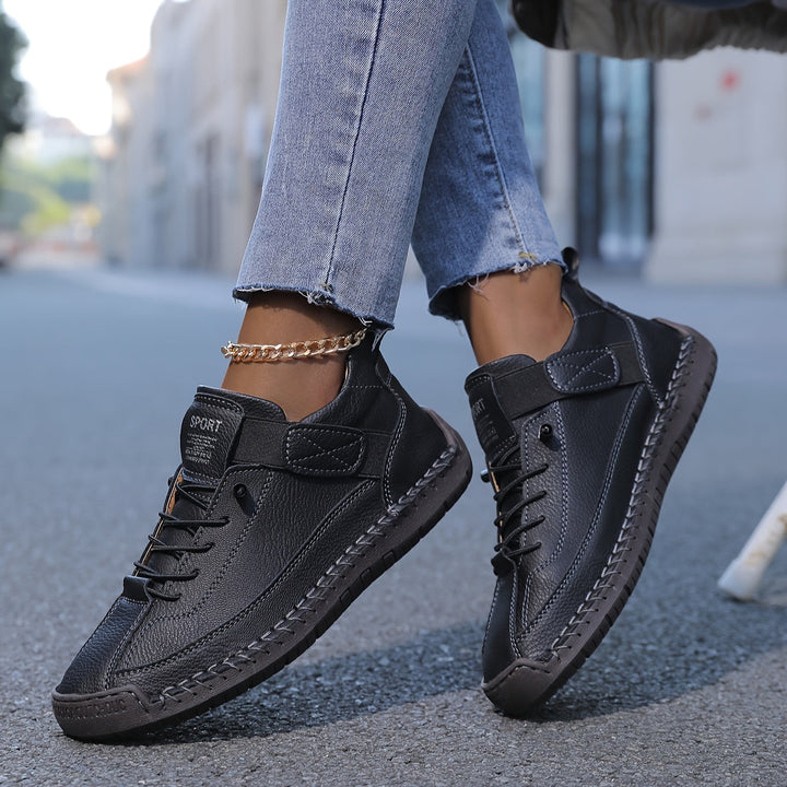 Komfortable orthopädische Damenschuhe & Herrenschuhe. Bequeme Unisex Alltagsschuhe mit vielseitigem Stil.