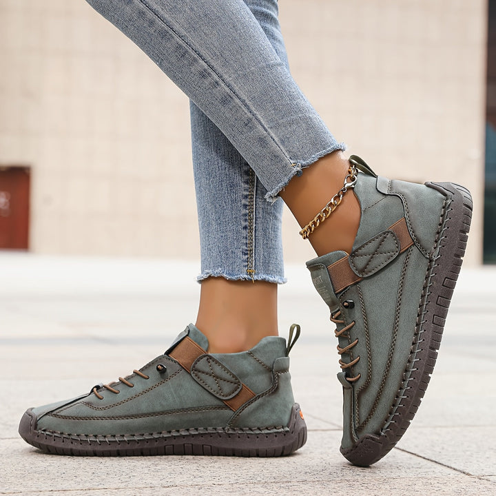 Modische Unisex Bequemschuhe. Orthopädische Sneaker, leicht & dämpfend. Vielseitige Freizeitschuhe für Komfort.