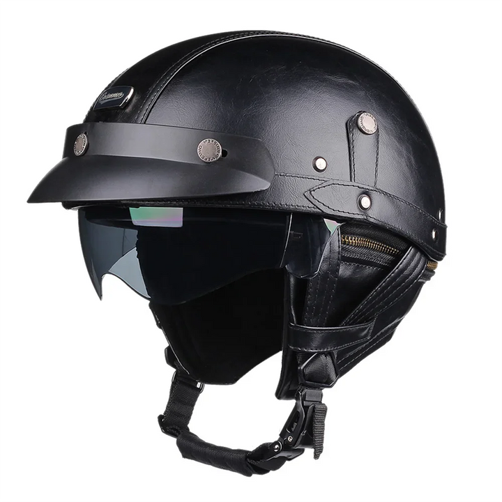 Close-up van de unisex retro motorhelm, toont de hoogwaardige afwerking en DOT-veiligheidskeurmerk.