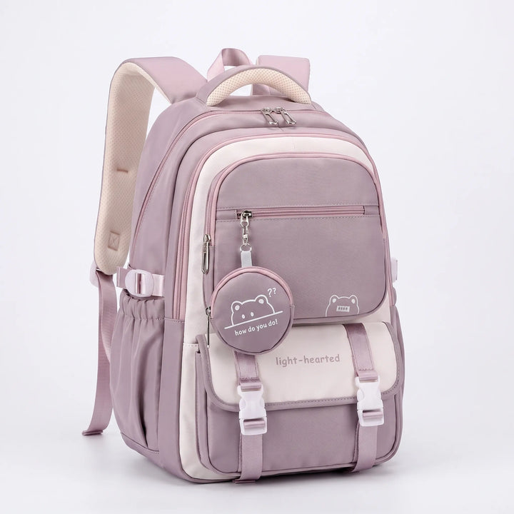 Großer Schulrucksack mit zahlreichen Organisationsfächern für Bücher, Laptop und Zubehör.