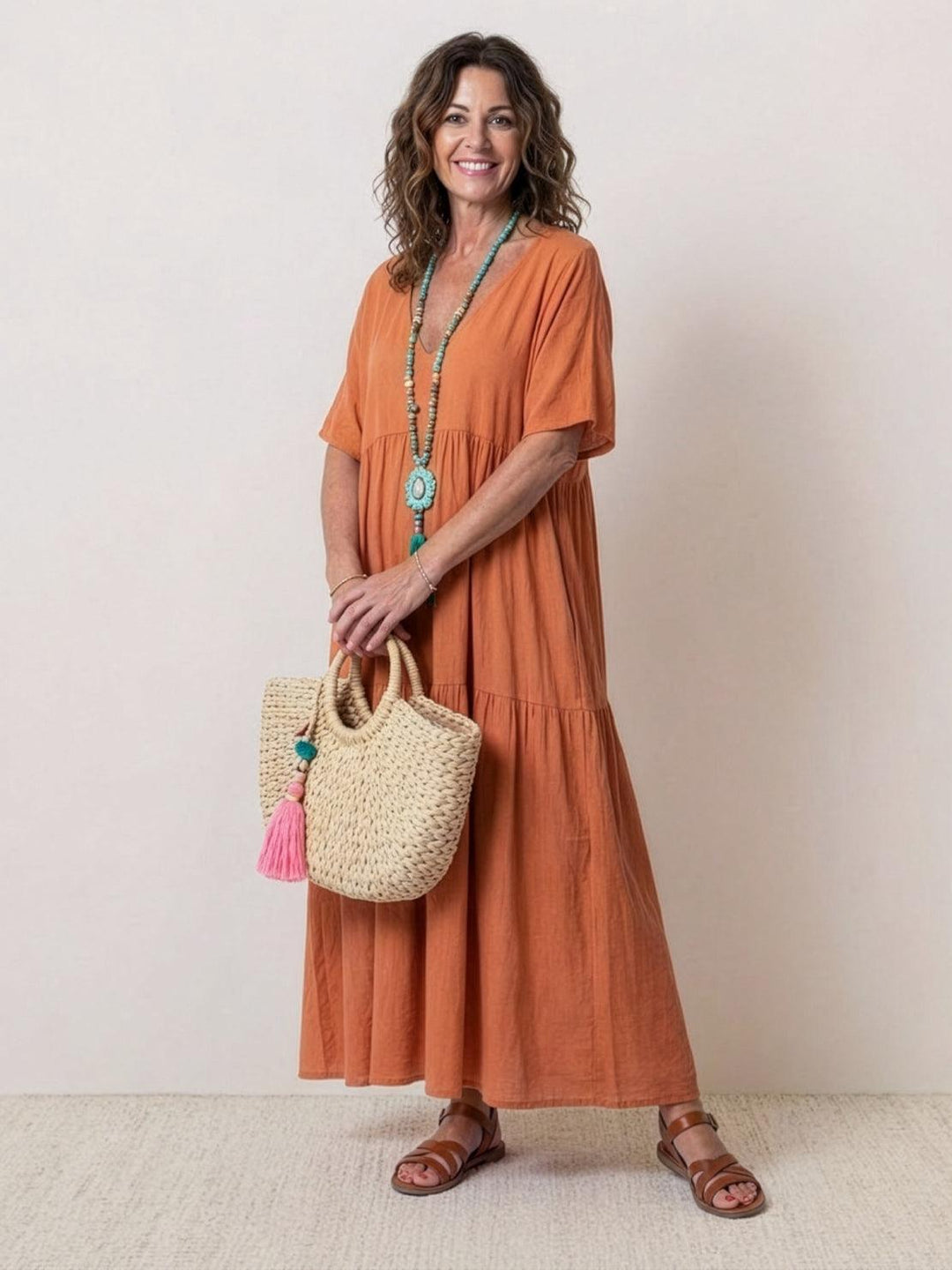 Damen Boho Maxikleid mit V-Ausschnitt, leicht und elegant, perfekt als Sommerkleid für Freizeit & Strand.