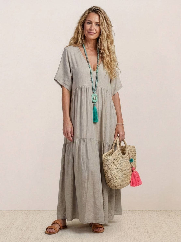 Elegantes Damenkleid: Luftiges Boho Maxikleid mit V-Ausschnitt, ideal als bequemes Freizeit- und Strandkleid.