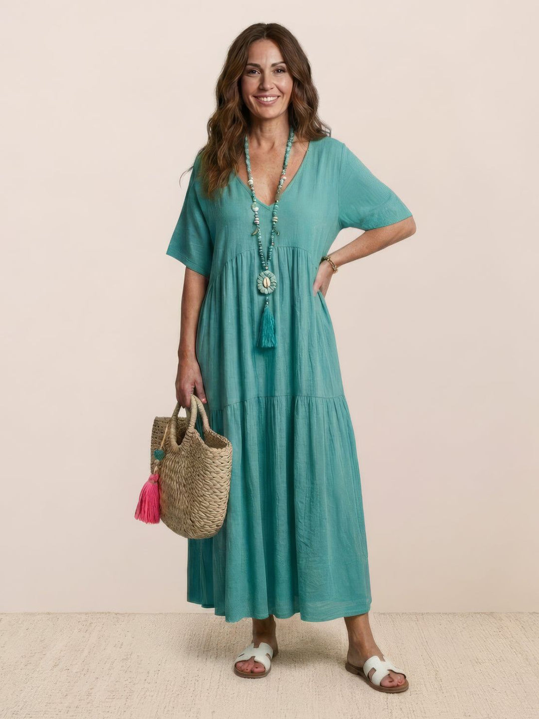 Damen Sommerkleid: Elegantes Boho Maxikleid mit V-Ausschnitt, leichtes Freizeitkleid für warme Tage.