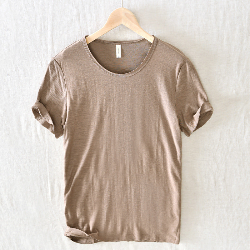 Komfortables Herren Basic T-Shirt. Perfektes Oberteil für Alltag, Freizeit und als stilvolles Sommer T-Shirt.