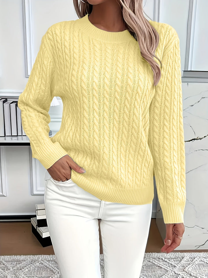 Komfortabler Damen Strickpullover mit elegantem Zopfmuster, Langarm, perfekt für Herbstmode.
