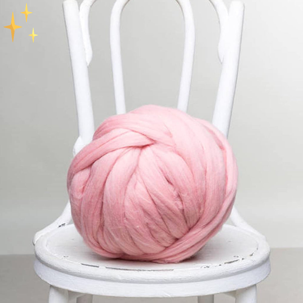 Verschiedene Farben von Chunky XL Wollgarn (1000g Knäuel) für individuelle DIY Strickprojekte & kuschelige Decken.